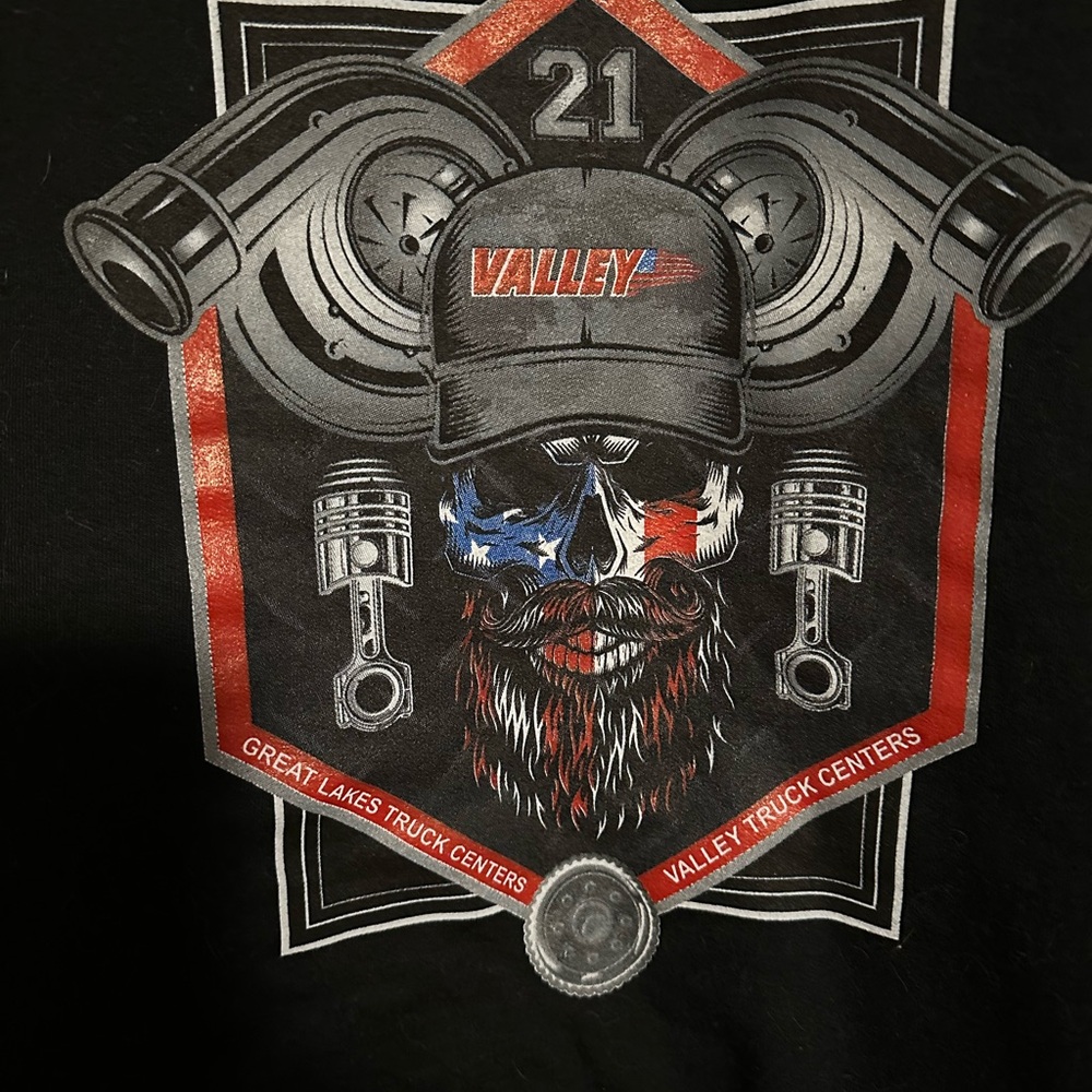 Gildan Black Hooded Sweatshirt with Graphic Design